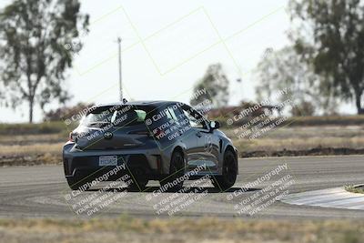 media/May-25-2025-Lotus Club Golden Gate (Sun) [[681474f0a2]]/Advanced Group/Turn 3/